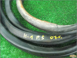 HYUNDAI H-1 H1 STAREX USZCZELKA DRZWI ŚRODKOWYCH