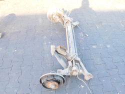 CITROEN BERLINGO PARTNER I 1.6HDI 08r BELKA ZAWIESZENIA TYŁ OŚ BĘBNY