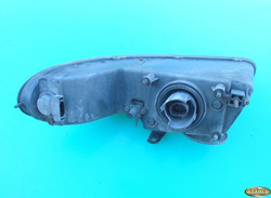 DODGE CARAVAN II 3.8 96r - LAMPA PRAWA PRZÓD