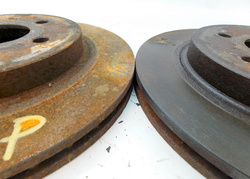 MERCEDES ML W163 2.7CDI 00r TARCZE PRZÓD PARA 