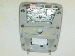 RENAULT CAPTUR I 2015r - LAMPKA PODSUFITKI