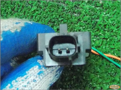 KIA CARNIVAL III 07R CZUJNIK UDERZENIA 95920-2F100