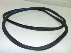 SUBARU OUTBACK 09-14 USZCZELKA DRZWI PRAWY PRZÓD