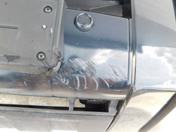 DISCOVERY III L319 04r ZDERZAK PRZÓD PRZEDNI