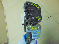 HYUNDAI SANTA FE I 2.0 05r ZAMEK DRZWI TYŁ PRAWY