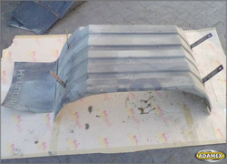 HYUNDAI HD 72 3.9 2000r - NADKOLE LEWY TYŁ