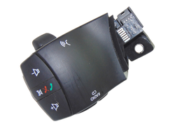 RENAULT KOLEOS I 09r PRZYCISKI STEROWANIA RADIEM