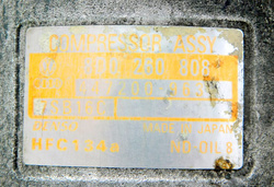 AUDI A4 B5 1.6 94-01 KOMPRESOR SPRĘŻARKA POMPA KLIMATYZACJI 4D0260808