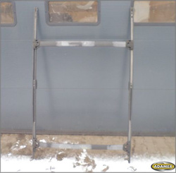 DODGE CARAVAN II 3.8 96r - RELINGI KOMPLETNE