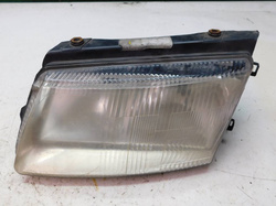 VW PASSAT B5 1.6 97r - LAMPA LEWY PRZÓD