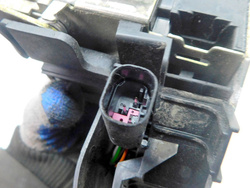 BMW E39 2.5 ZAMEK DRZWI LEWY PRZÓD 