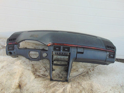 MERCEDES W210 2.2D 98r DESKA ROZDZIELCZA EU