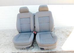 VW PASSAT B5 1.9TDI 00r FOTELE SIEDZENIA WNĘTRZE ŚRODEK KOMPLET JASNE KOMBI