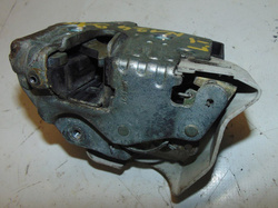 MERCEDES W124 SEDAN 91r  ZAMEK LEWY TYŁ