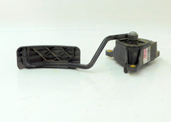 RENAULT KANGOO II 1.5 D 08r PEDAŁ GAZU POTENCJOMETR 8200436864