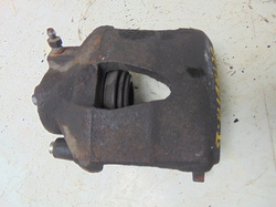 SKODA OCTAVIA I 1.9 TDI 98r ZACISK LEWY PRZÓD