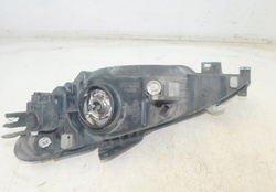 PEUGEOT 206 SW 1.4 HDI 2004r LAMPA REFLEKTOR PRAWY PRZÓD