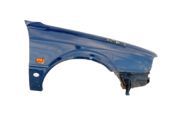 AUDI 80 B4 2.0 94r BŁOTNIK PRAWY PRZÓD 