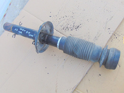 AUDI A3 8L 1.9TDI 97r 3d AMORTYZATOR PRAWY PRZÓD