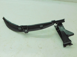 MERCEDES W177 A KLASA SEDAN AMG LINE 19r MOCOWANIE UCHWYT ZDERZAKA PRAWE