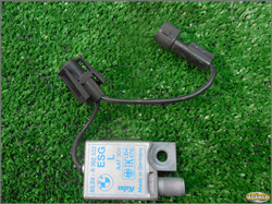 BMW E39 2.0B 1996r WZMACNIACZ ANTENY 6524-8362532