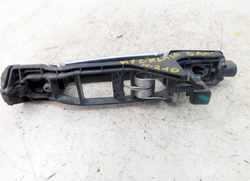 MERCEDES W210 LIFT KOMBI 2.7 01r KLAMKA ZEWNĘTRZNA PRAWY TYŁ 