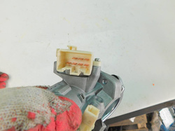 TOYOTA AVENSIS T27 III 09r STACYJKA + KLUCZYK