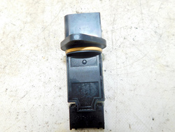 MERCEDES W210 LIFT KOMBI 2.7 01r PRZEPŁYWOMIERZ 722684070