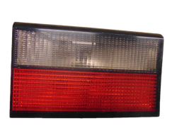 CITROEN XANTIA I 97r HB LAMPA W KLAPĘ LEWY TYŁ