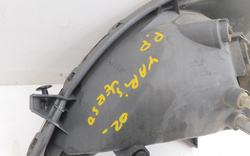 TOYOTA YARIS VERSO 1.4 D4D LAMPA REFLEKTOR PRAWY PRZÓD 