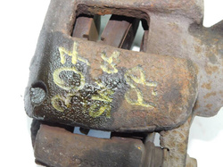 PEUGEOT 307 SW 2005r ZACISK HAMULCOWY PRAWY PRZÓD