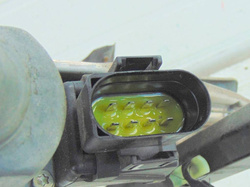 AUDI A6 C5 2.8 98r PODNOŚNIK SZYBY TYŁ LEWY