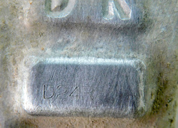 RENAULT KOLEOS I 2.0D 09 WAHACZ PRAWY TYŁ