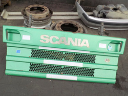 SCANIA 124L 03r MASKA ATRAPA GRILL