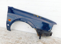 AUDI 80 B4 2.0 94r BŁOTNIK PRAWY PRZÓD 