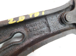 SKODA OCTAVIA II 2005r WAHACZ PRAWY PRZÓD