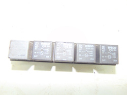 IVECO EuroCargo 120E21 03 PRZEKAŹNIK PRZEKAŹNIKI