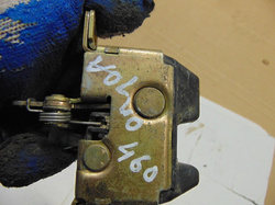 VOLVO 460 2.0B 94r - ZAMEK KLAPY TYŁ