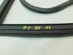 AUDI A5 8T SPORTBACK 12r USZCZELKA DRZWI PRAWY TYŁ 8T8833708C