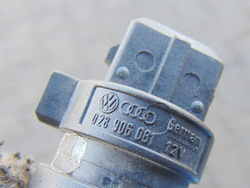 VW POLO III 6N2 01r CZUJNIK TEMPERATURY POWIETRZA
