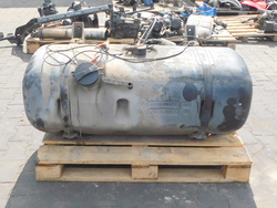 ECONIC 957.661 ACTROS  MP2/3 ZBIORNIK PALIWA BAK OBEJMY 220L 120X60X60CM