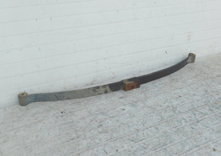 IVECO EUROCARGO 80E21 17,5" 5,9L 02-08 RESOR LEWY PRZÓD 1 PIÓRO