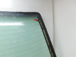 AUDI 80 B4 1.9 TDI 94r SZYBA TYŁ SEDAN 