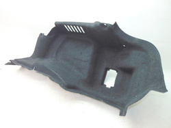 JAGUAR XF 2.7D 08r SEDAN TAPICERKA BAGAŻNIKA PRAWA