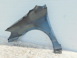 TOYOTA COROLLA E12 2.0 BŁOTNIK PRAWY PRZÓD 1C3