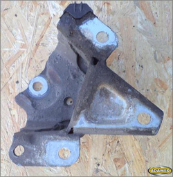 RENAULT LAGUNA II 2.0 04r - ŁAPA SILNIKA LEWY TYŁ