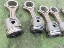 VOLVO FH12 380 96r - TŁOK Z KORBOWODEM