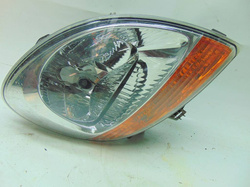 RENAULT KANGOO 1.5DCI 05r LAMPA PRZÓD PRAWY LIFT