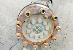 MB ACTROS MP4 12r EURO 5 OŚ PRZEDNIA BELKA ZWROTNICE PIASTY  PRZÓD 