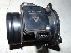 AUDI A4 B5 1.6 97r PRZEPŁYWOMIERZ LM1068